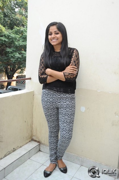 Rehana-at-Chakkiligintha-Movie-Press-Meet